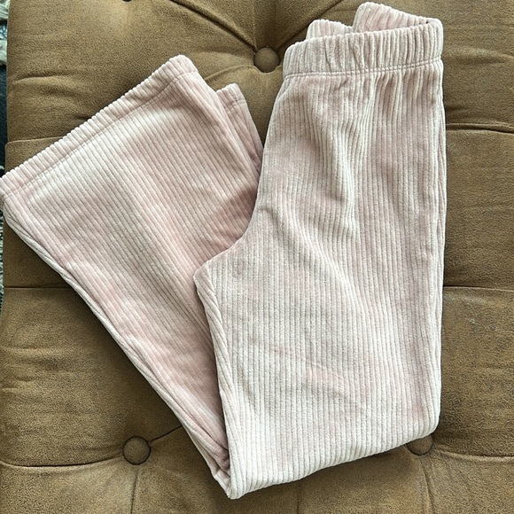 Pink Ribbed Lounge Set - Picture 3 of 4